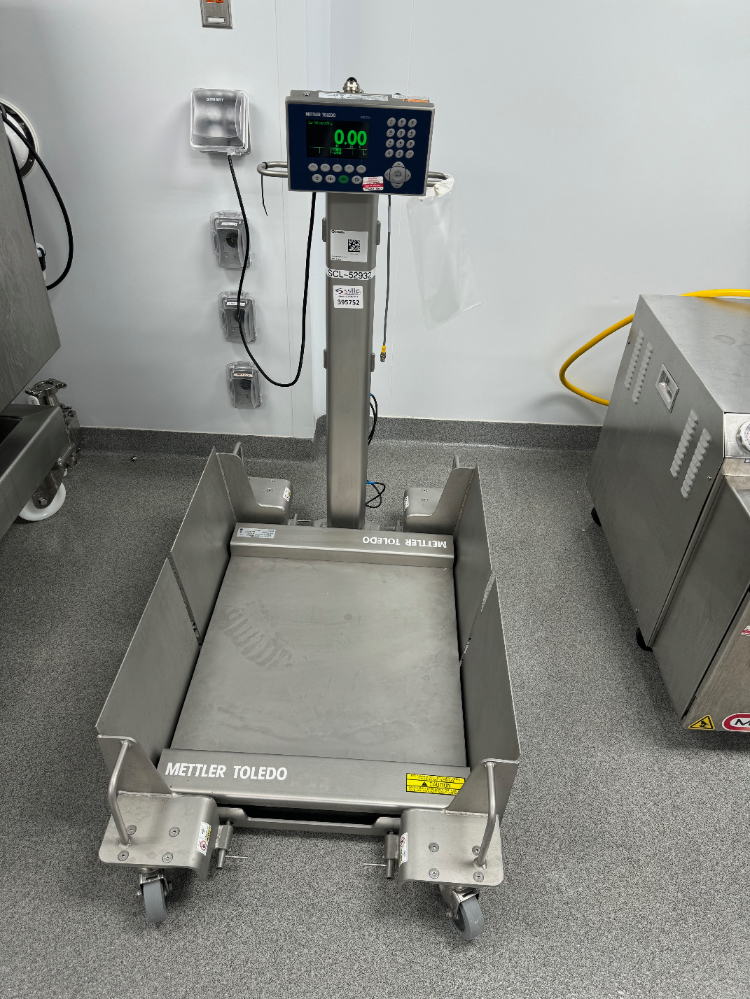Image of Mettler Toledo DeckMate Floor Scale